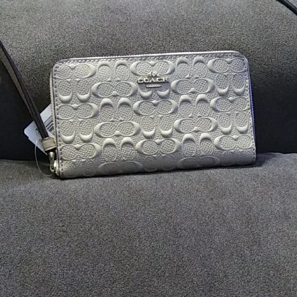 Tan Coach Phone Wallet